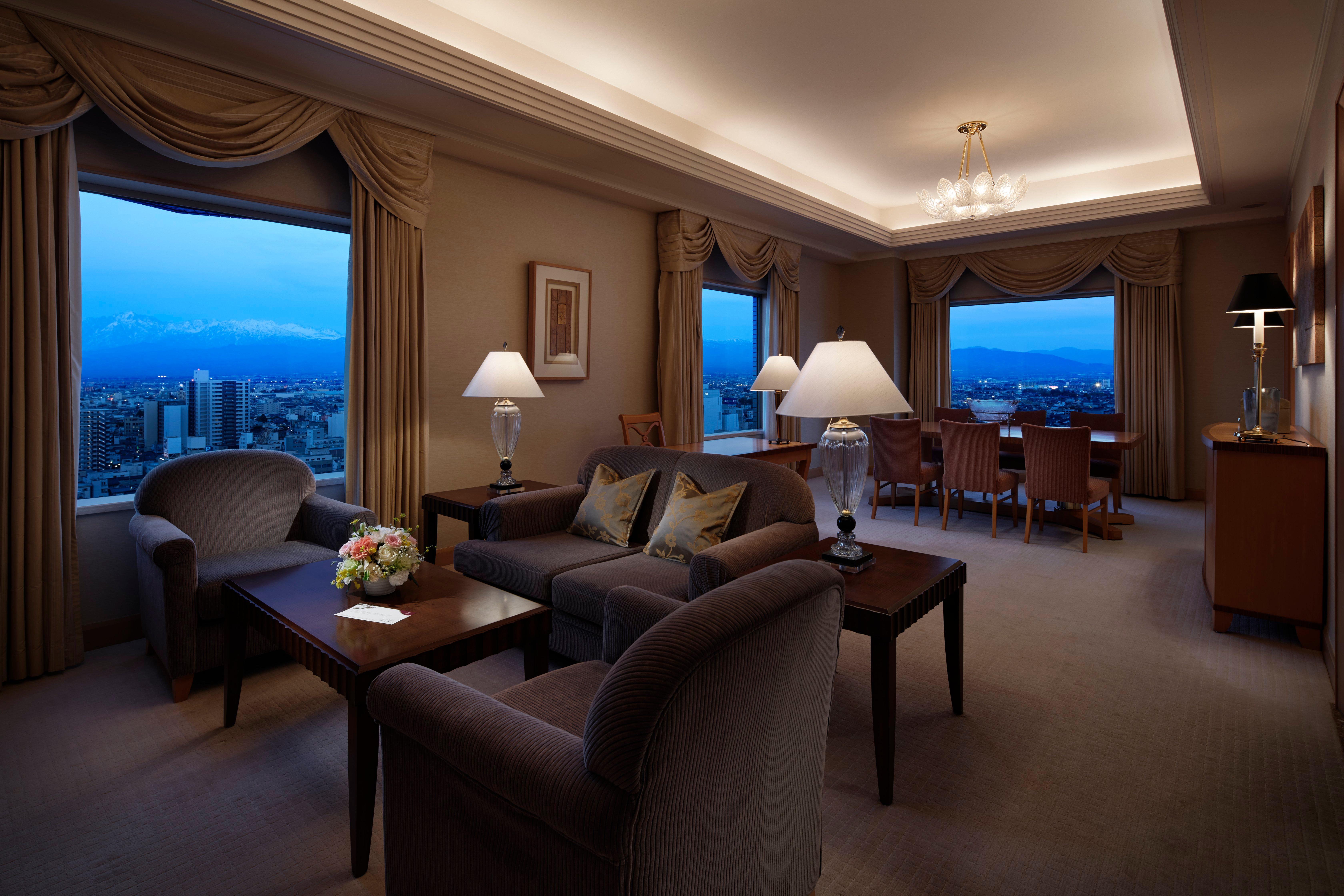 Ana Crowne Plaza Toyama By Ihg Hotel Buitenkant foto