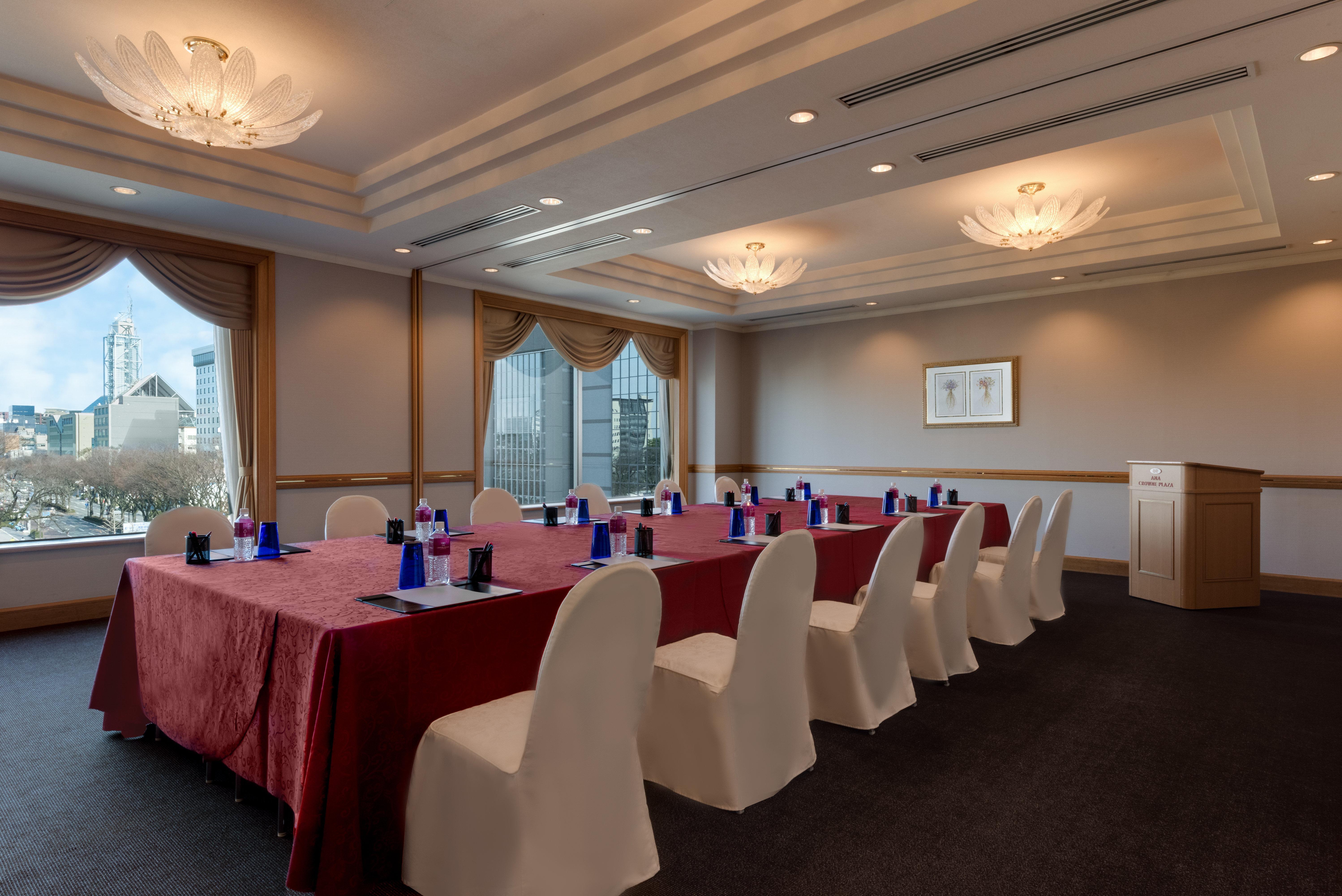 Ana Crowne Plaza Toyama By Ihg Hotel Buitenkant foto
