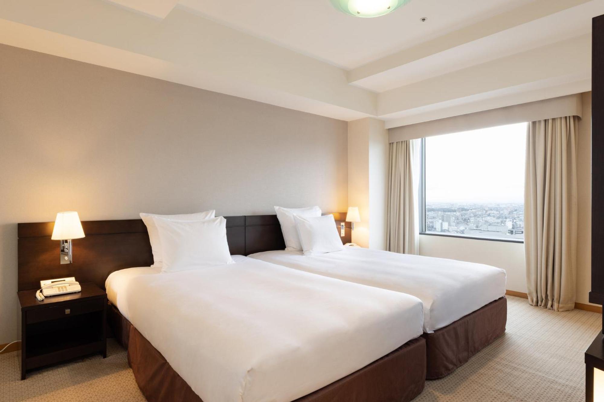 Ana Crowne Plaza Toyama By Ihg Hotel Buitenkant foto